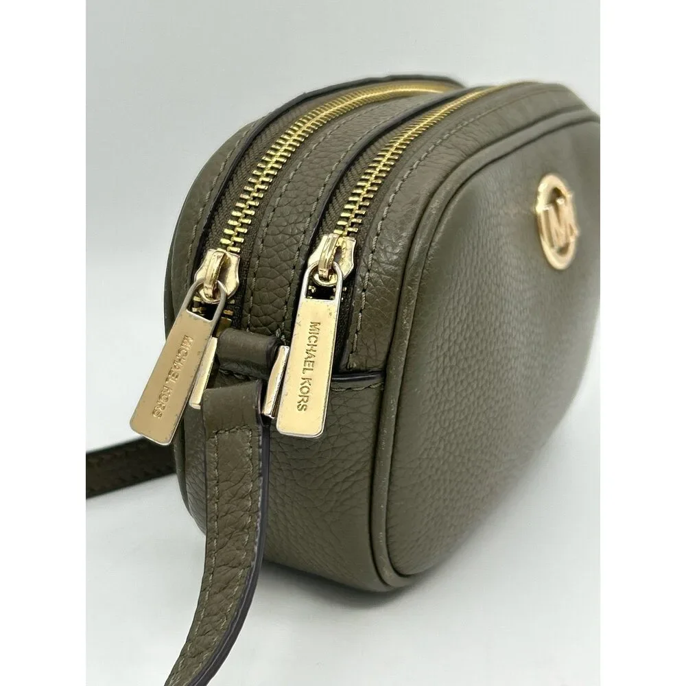 MICHAEL KORS Green Women Purse
